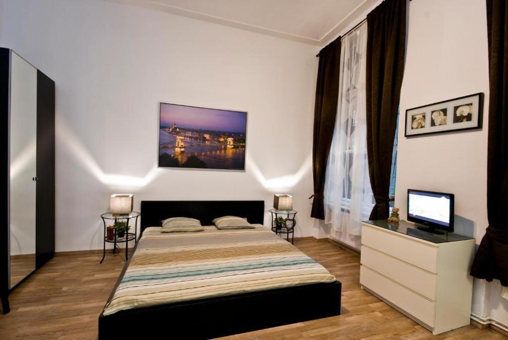 Daphne Deluxe Apartment Budapest Eksteriør bilde